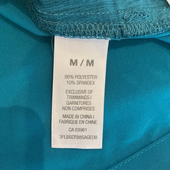 Scrubletics Tops - Picture 7 of 7